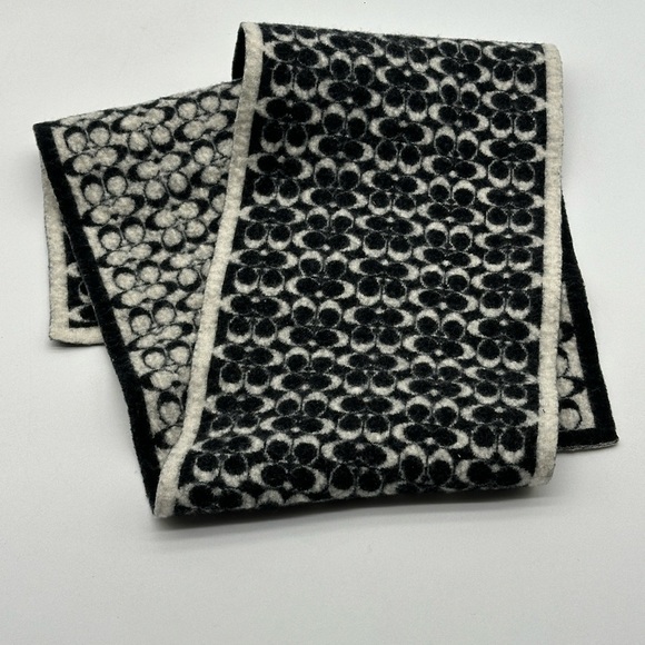Coach Pattern 100% Merino Wool Black Scarf 6.5” X 40” - Picture 1 of 3